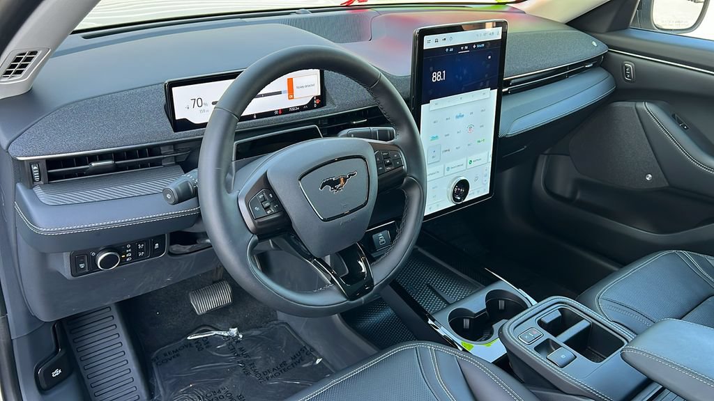 Certified 2025 Ford Mustang Mach-E Premium RWD image 12