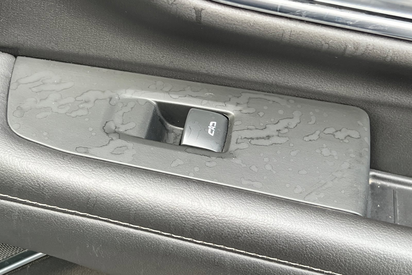 Used 2022 Chevrolet Suburban Z71 image 22