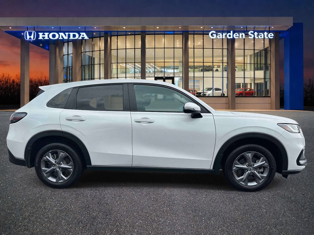 Certified 2026 Honda HR-V LX image 5