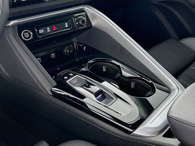 Certified 2025 Audi Q5 Premium Plus w/ Premium Plus AWD/4WD image 15