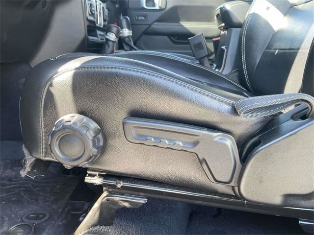 Used 2020 Jeep Gladiator Overland image 20