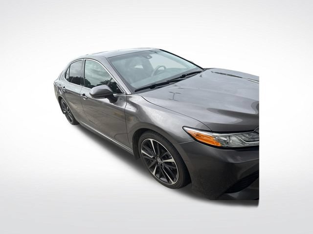 Used 2020 Toyota Camry XSE FWD image 8