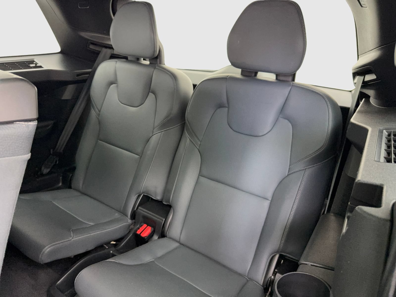 Used 2020 Volvo XC90 T6 Momentum w/ Protection Package Premier AWD/4WD image 42