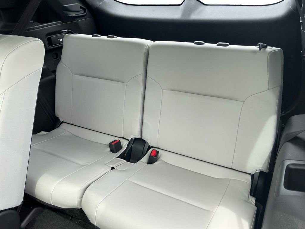 Used 2025 Mitsubishi Outlander SEL FWD image 21