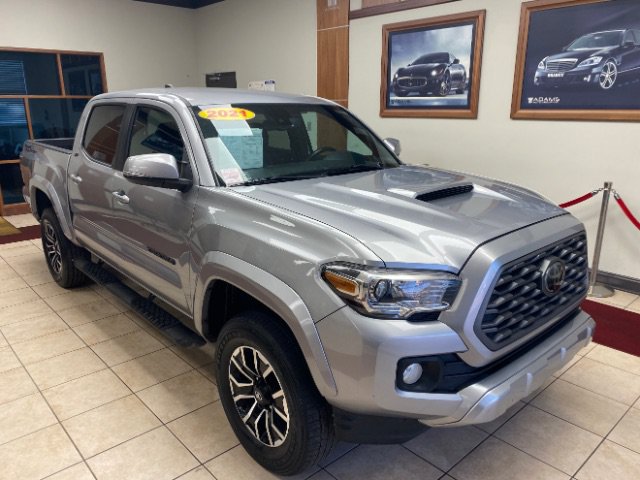 Used 2021 Toyota Tacoma TRD Sport RWD image 5