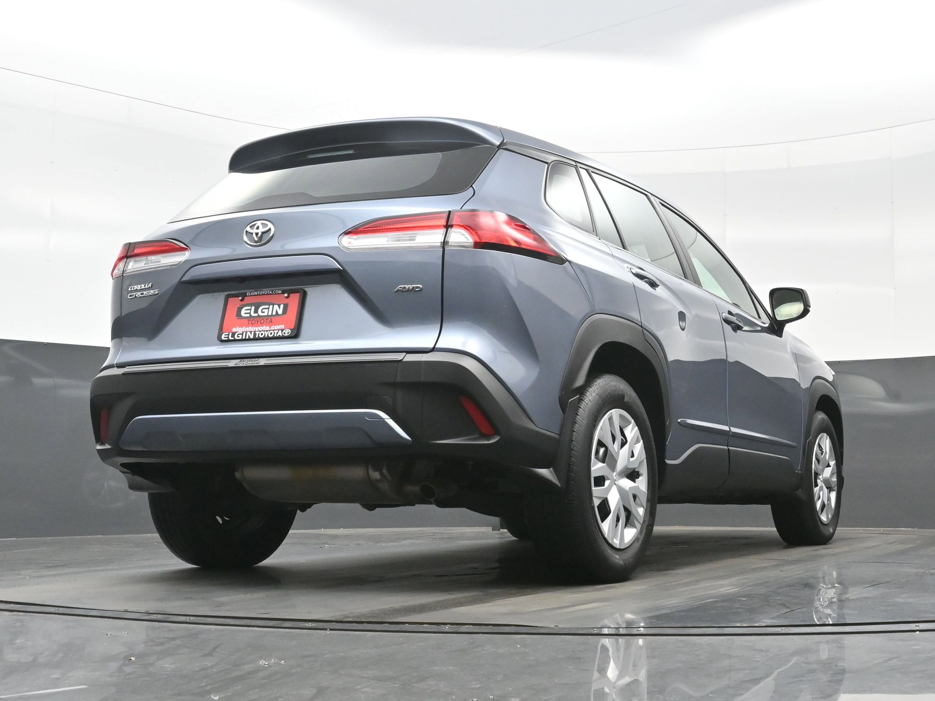 Used 2023 Toyota Corolla Cross L image 28