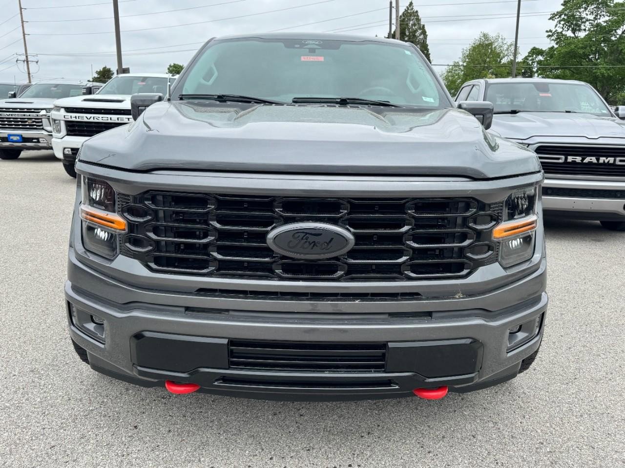 Used 2025 Ford F150 XL w/ Equipment Group 103A High AWD/4WD image 9