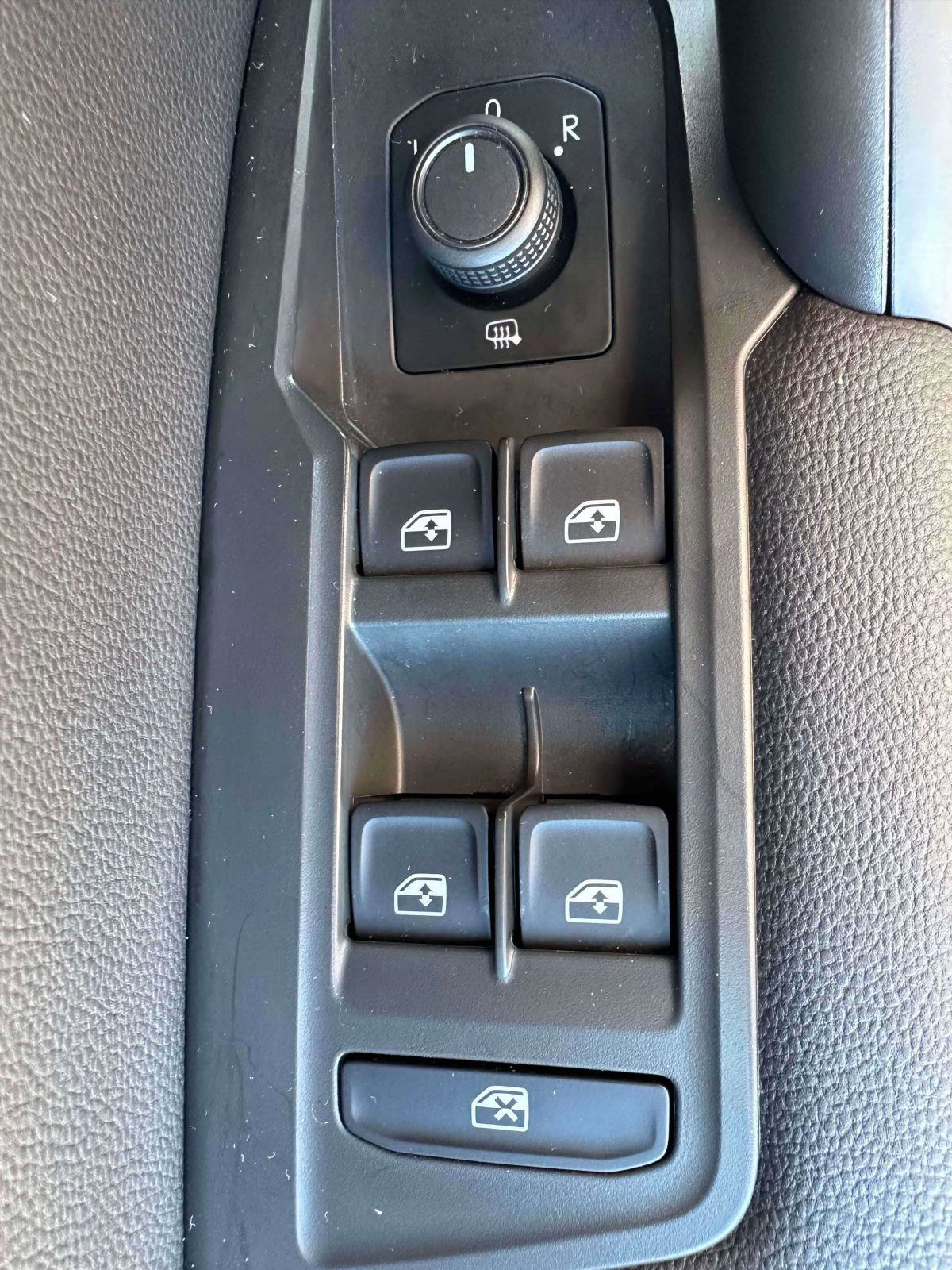 Used 2024 Volkswagen Tiguan S image 13