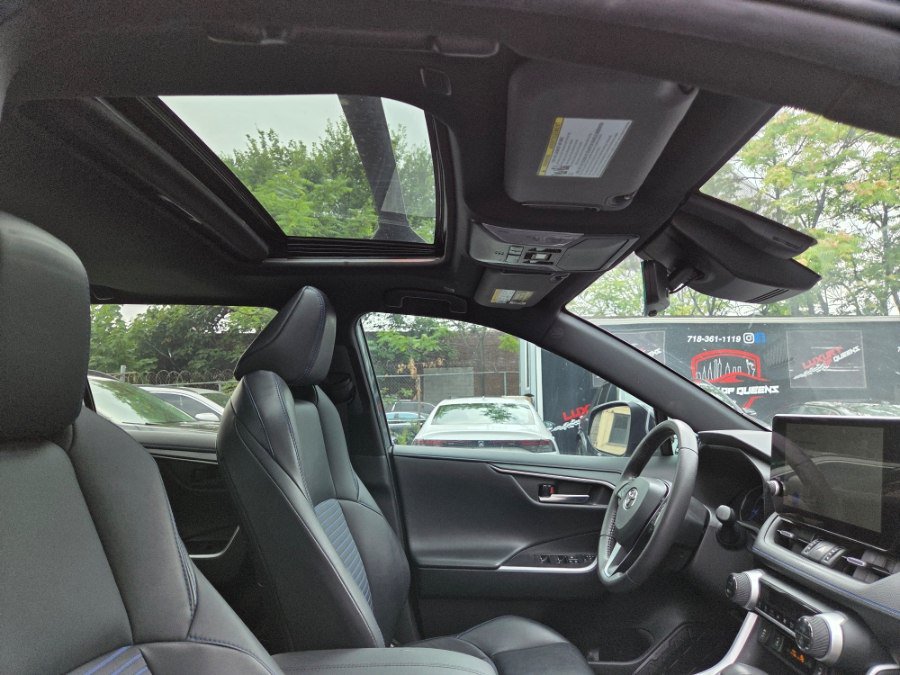 Used 2023 Toyota RAV4 XSE w/ XSE Grade Weather Package AWD/4WD image 7