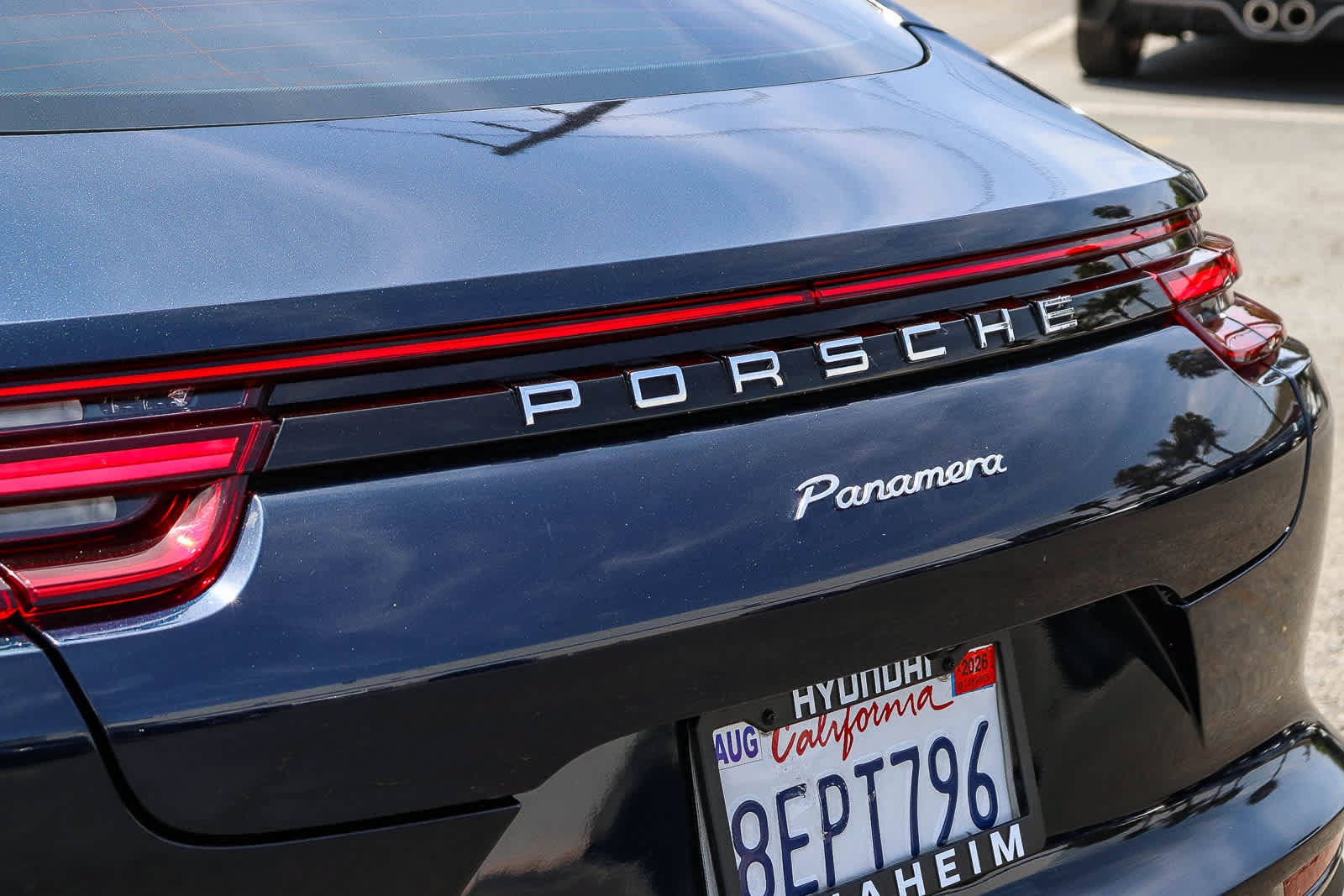 Used 2017 Porsche Panamera 4 AWD/4WD image 12