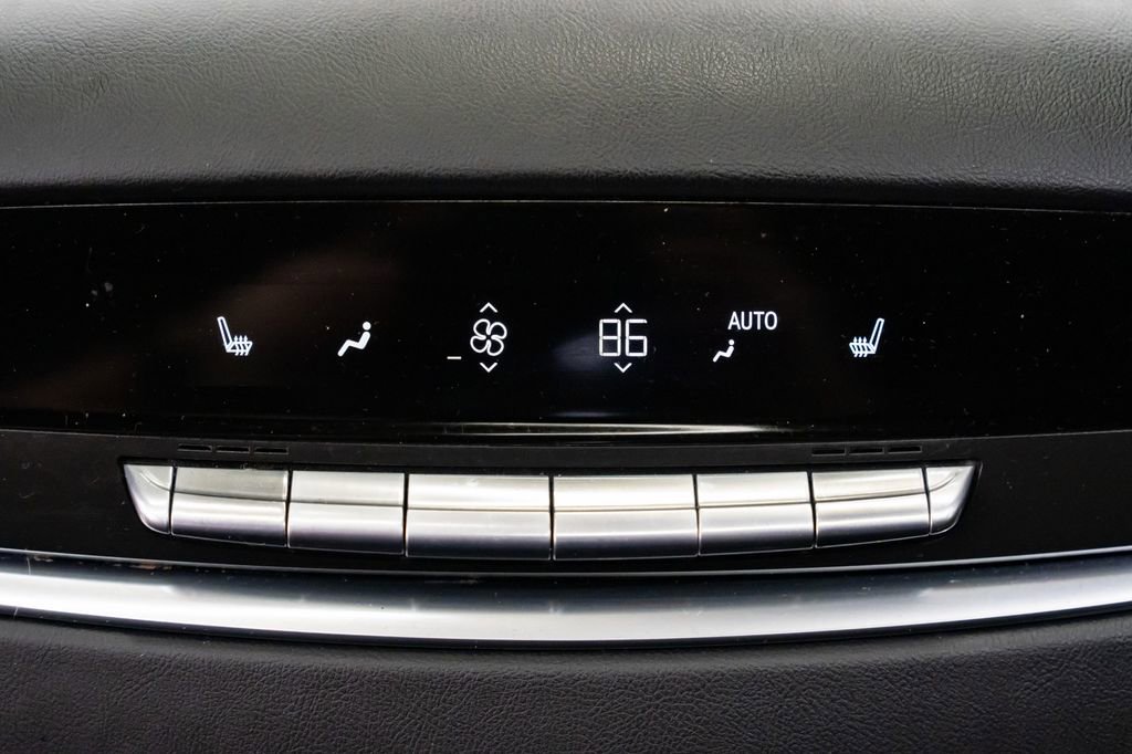 Used 2021 Cadillac Escalade Sport AWD/4WD image 9