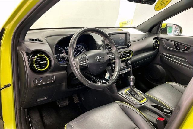 Used 2020 Hyundai Kona Limited w/ Cargo Package image 14