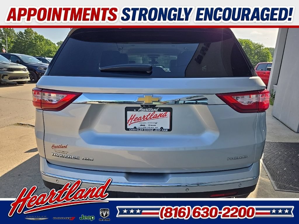 Used 2021 Chevrolet Traverse Premier AWD/4WD image 9