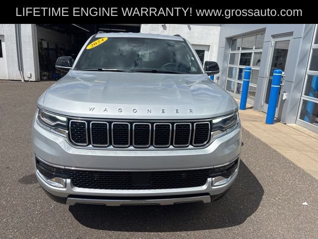 Used 2024 Jeep Wagoneer Series III AWD/4WD image 3