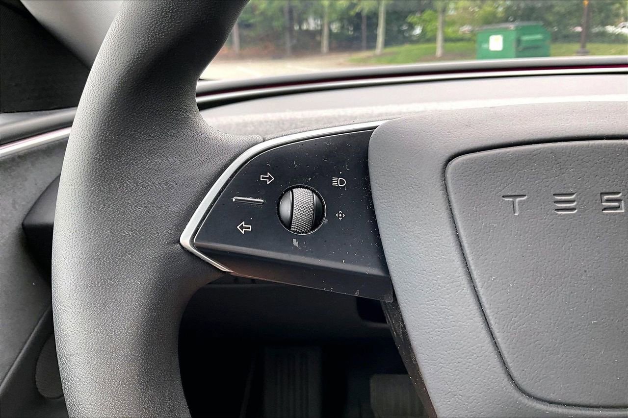 Used 2025 Tesla Model 3 Long Range AWD/4WD image 28