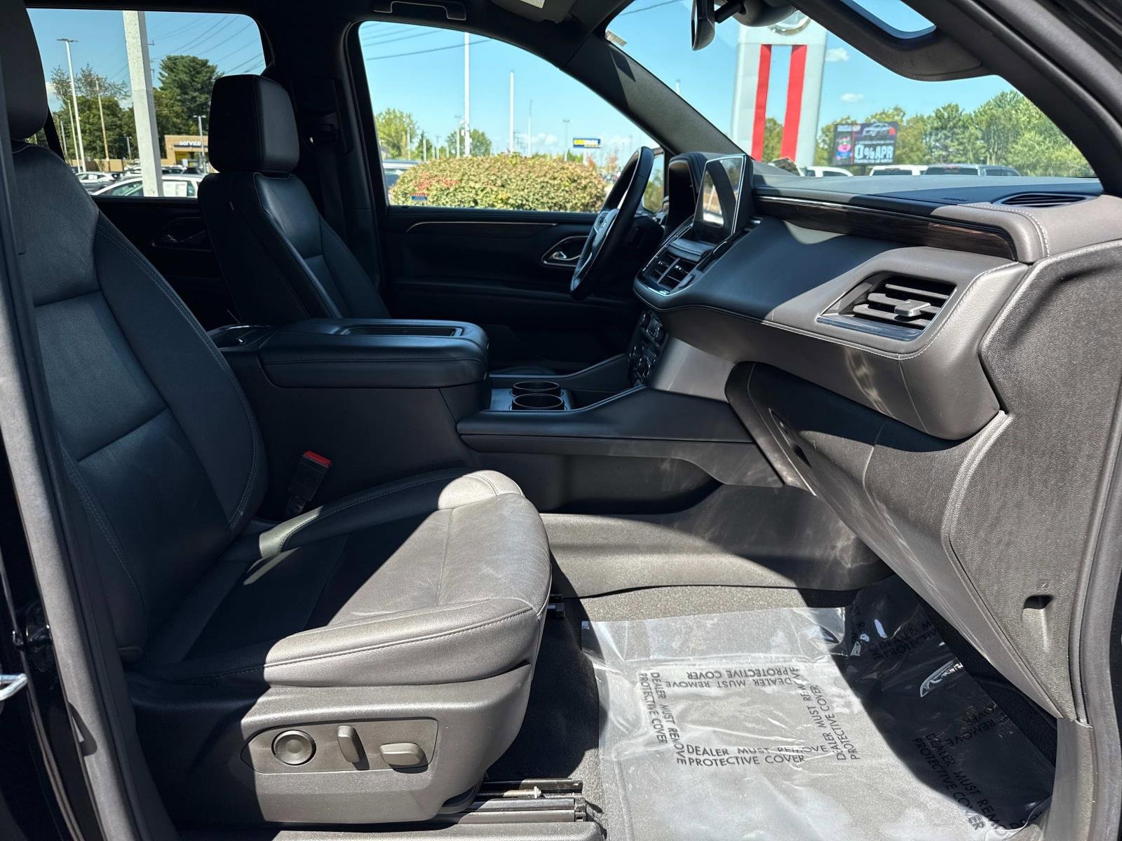 Used 2023 Chevrolet Tahoe LT image 18