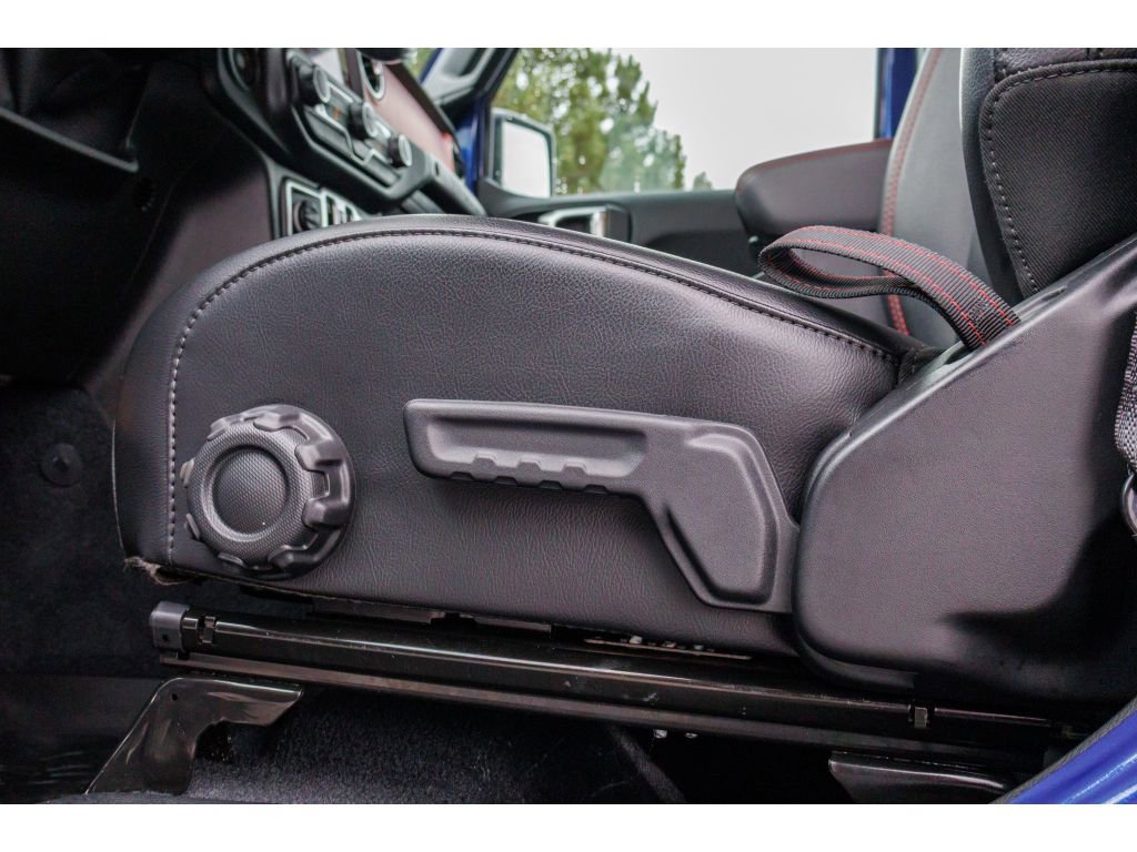 Used 2020 Jeep Wrangler Unlimited Rubicon AWD/4WD image 17