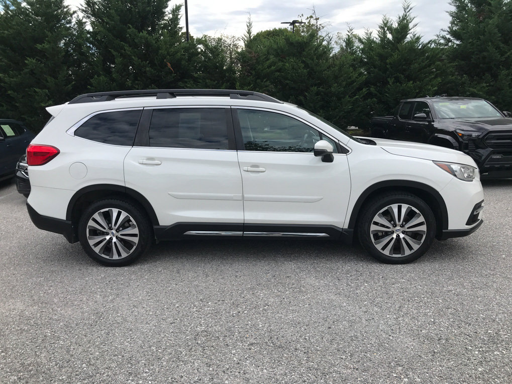 Used 2020 Subaru Ascent Limited w/ Technology Package AWD/4WD image 9