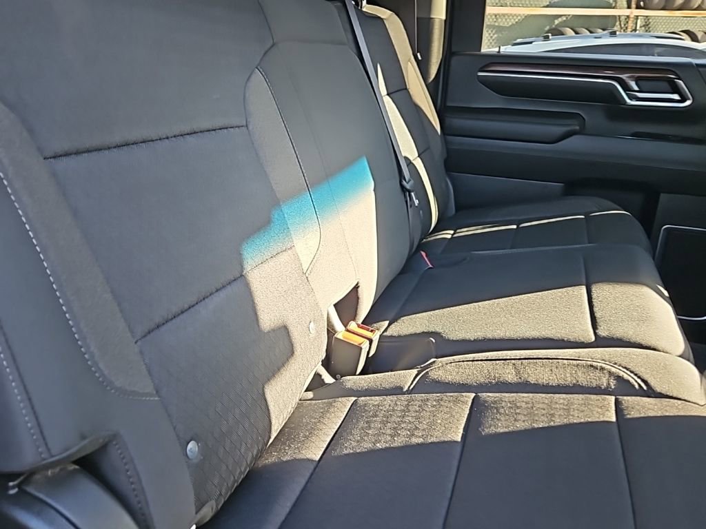 Used 2024 Chevrolet Silverado 2500 LT image 10