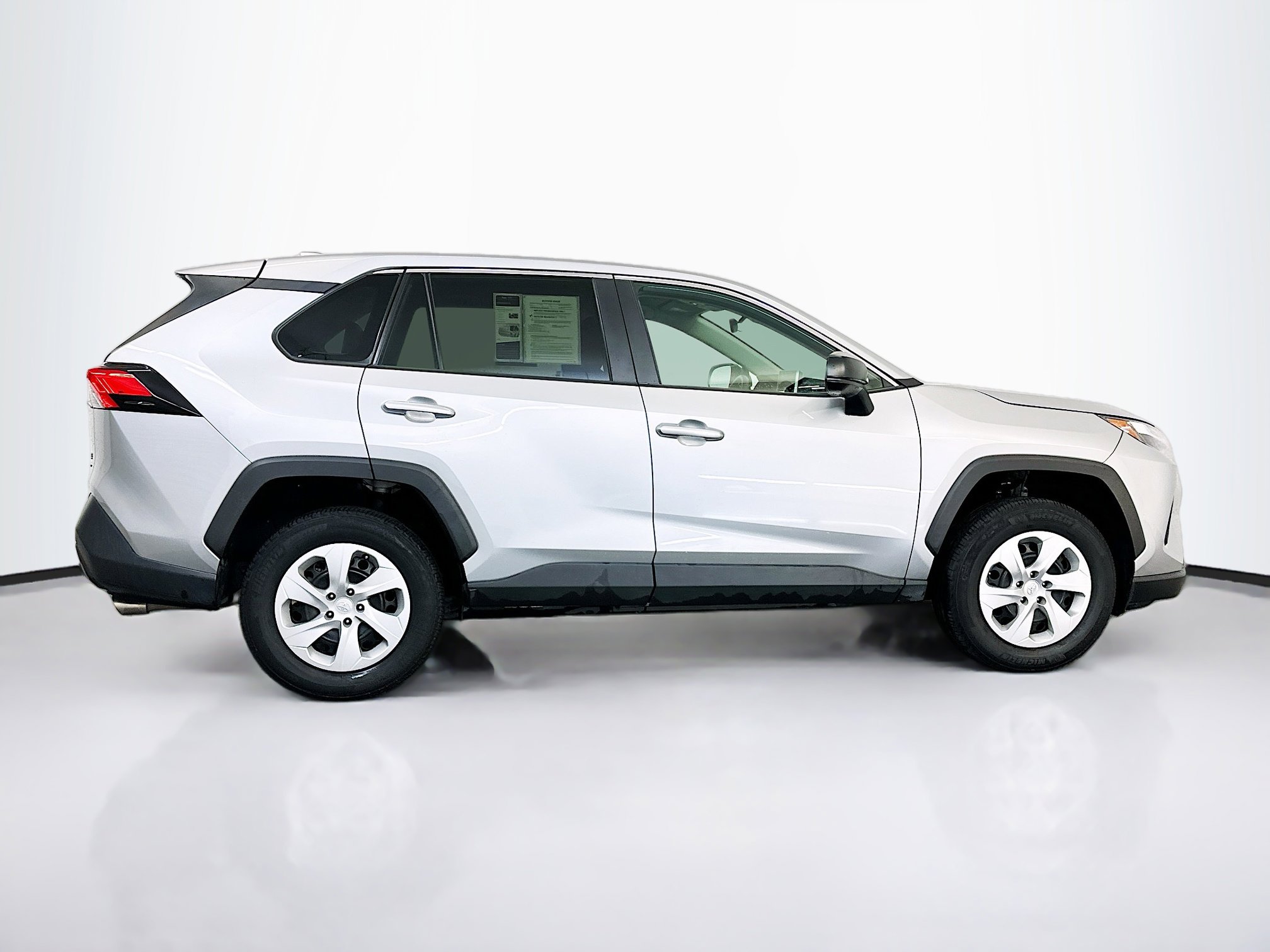 Used 2024 Toyota RAV4 LE image 10