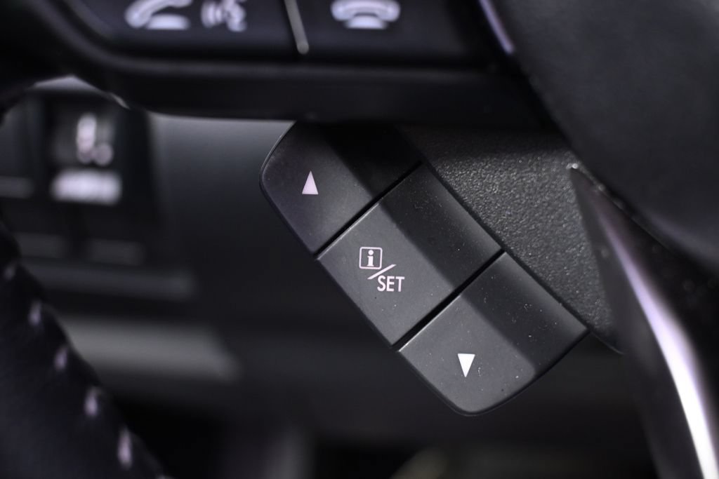 Used 2022 Subaru Forester Premium AWD/4WD image 36