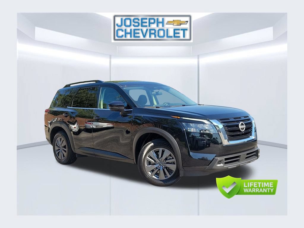 Used 2025 Nissan Pathfinder SV
