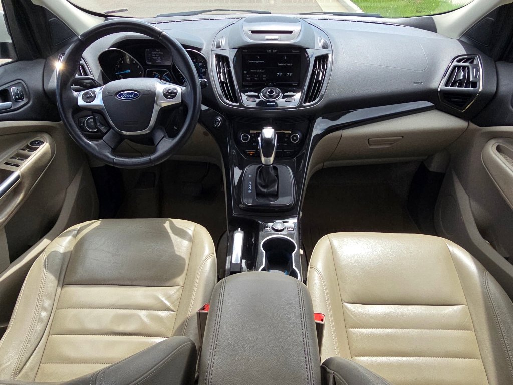 Used 2015 Ford Escape Titanium image 27