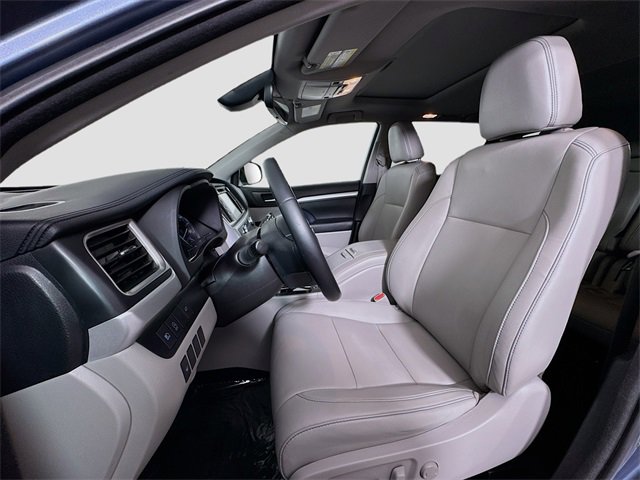 Certified 2018 Toyota Highlander XLE image 18