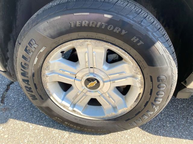 Used 2011 Chevrolet Tahoe LT w/ Luxury Package AWD/4WD image 13