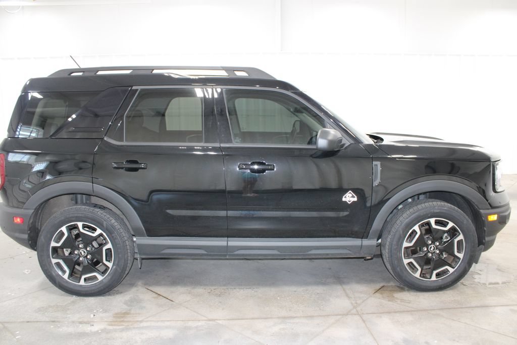 Used 2023 Ford Bronco Sport Outer Banks w/ Tech Package AWD/4WD image 11