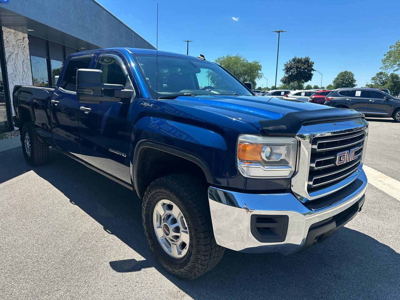 Used 2015 GMC Sierra 2500 SLE AWD/4WD image 9