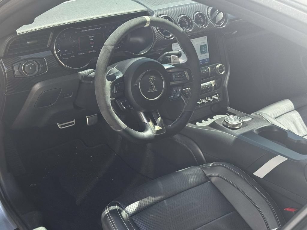 Used 2021 Ford Mustang Shelby GT500 w/ Technology Package RWD image 14