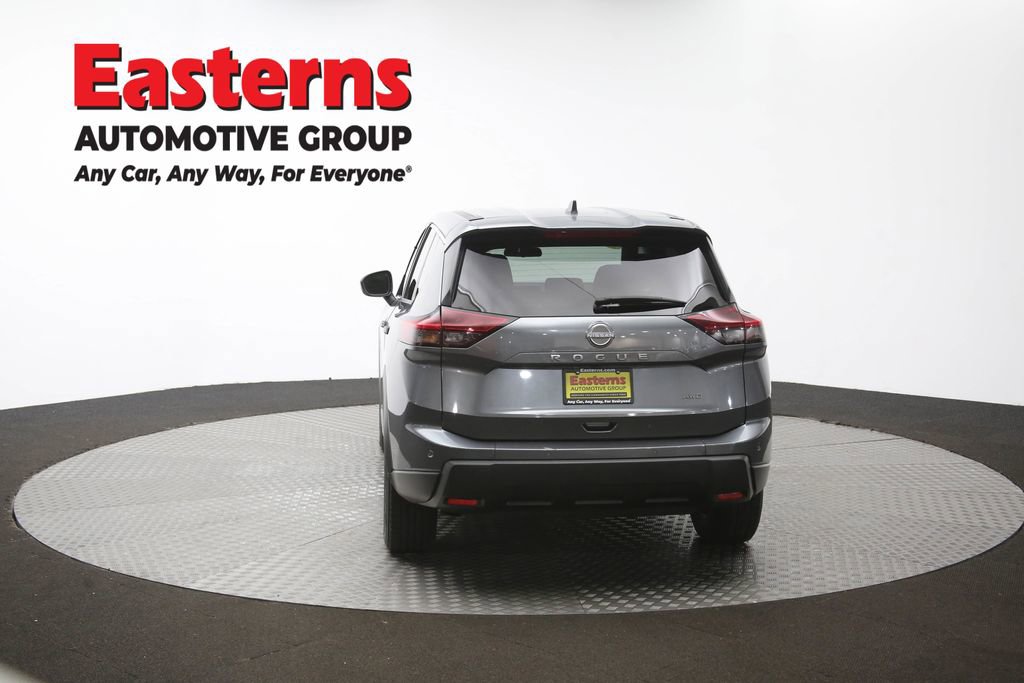 Used 2024 Nissan Rogue S image 38