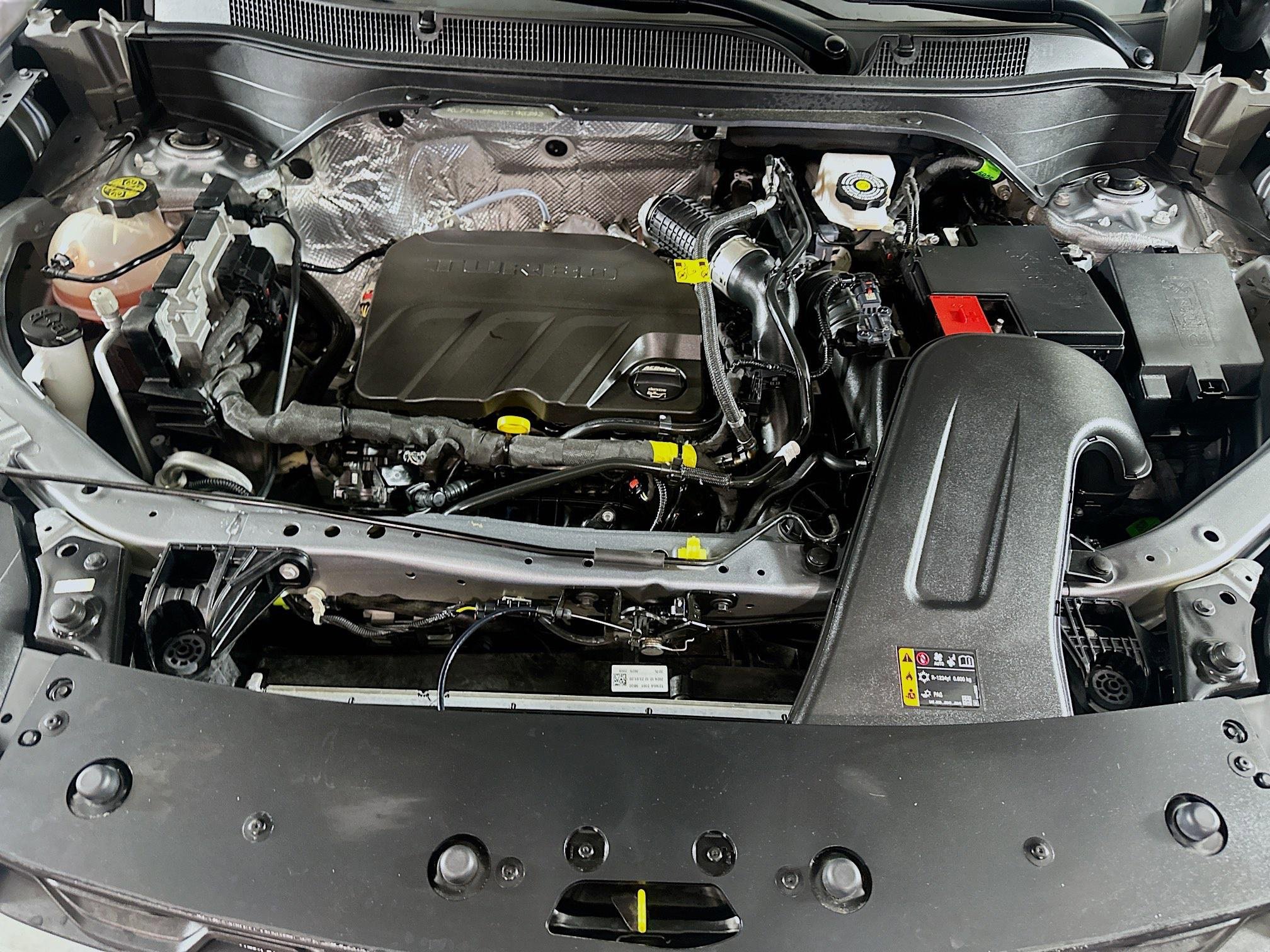 Used 2025 Chevrolet Trax LT FWD image 30