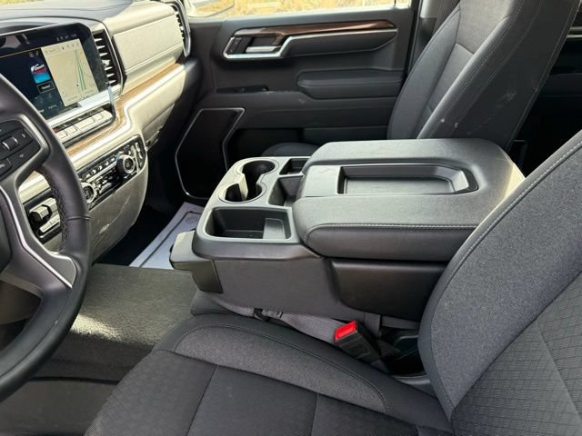 Used 2025 Chevrolet Silverado 1500 LT w/ Protection Package AWD/4WD image 28