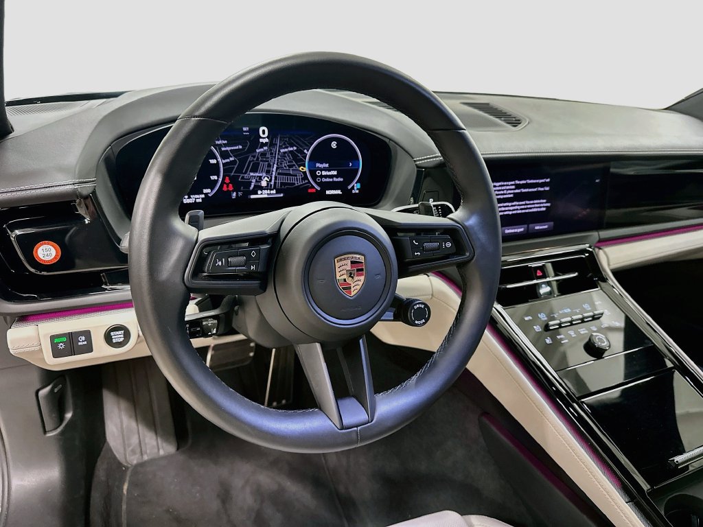 Certified 2025 Porsche Panamera image 4