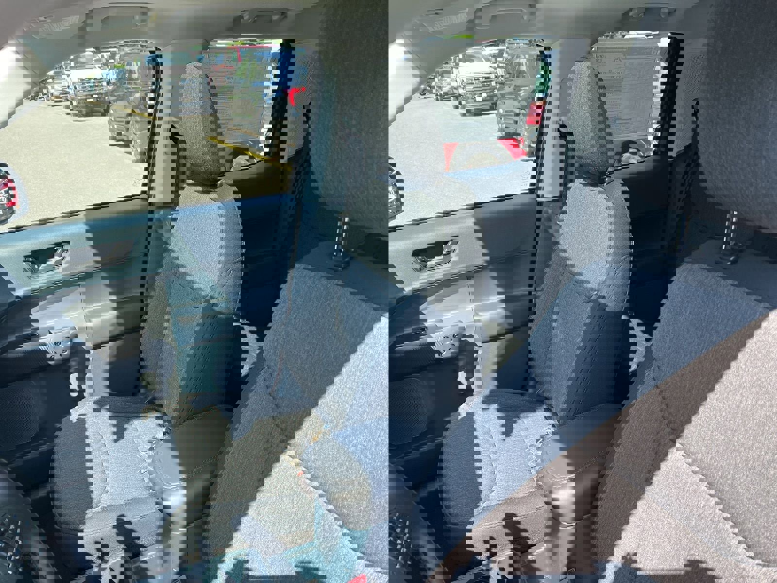 New 2025 Ford Maverick XLT w/ XLT Luxury Package image 18