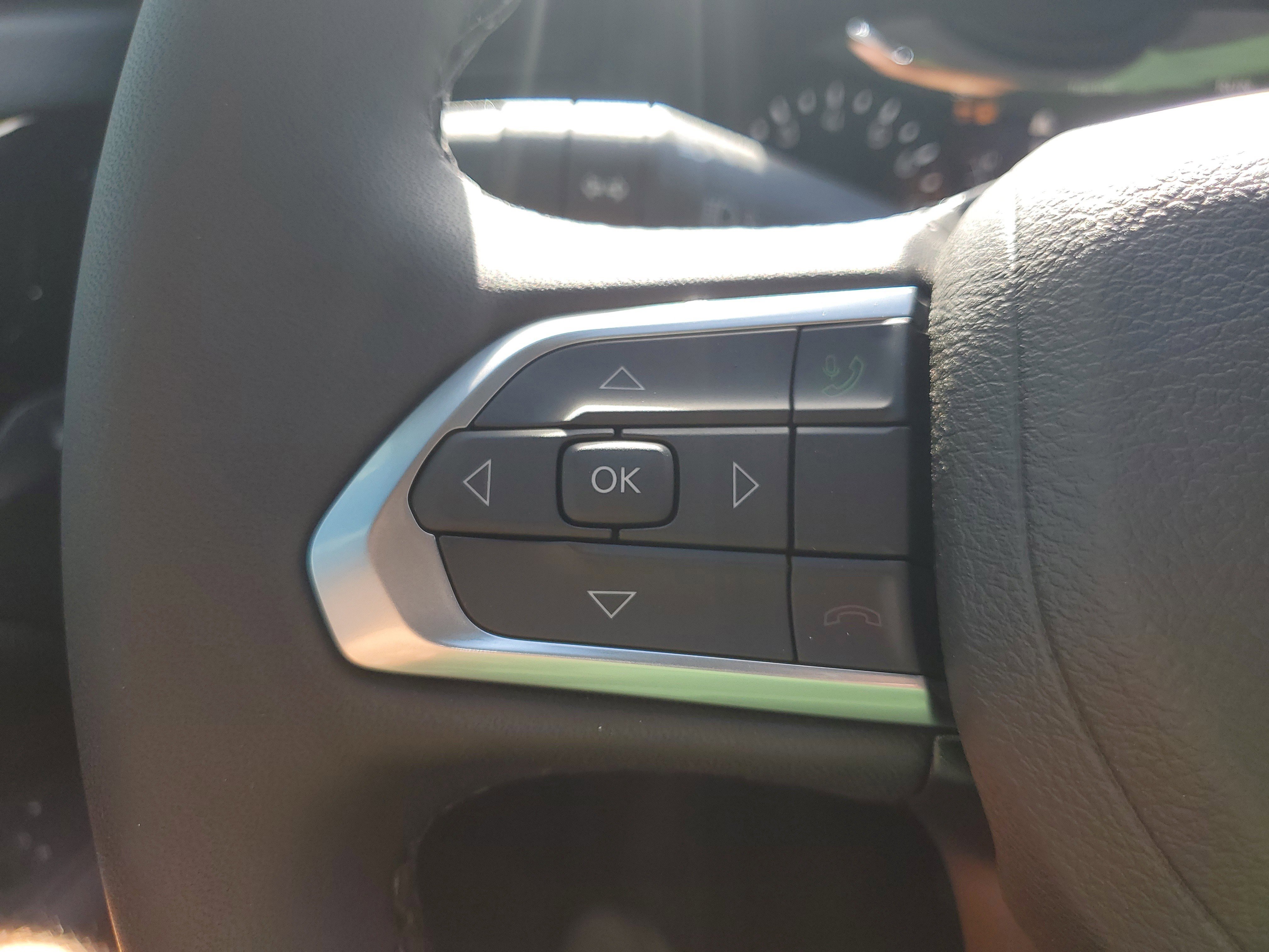 New 2026 Jeep Compass Latitude image 12