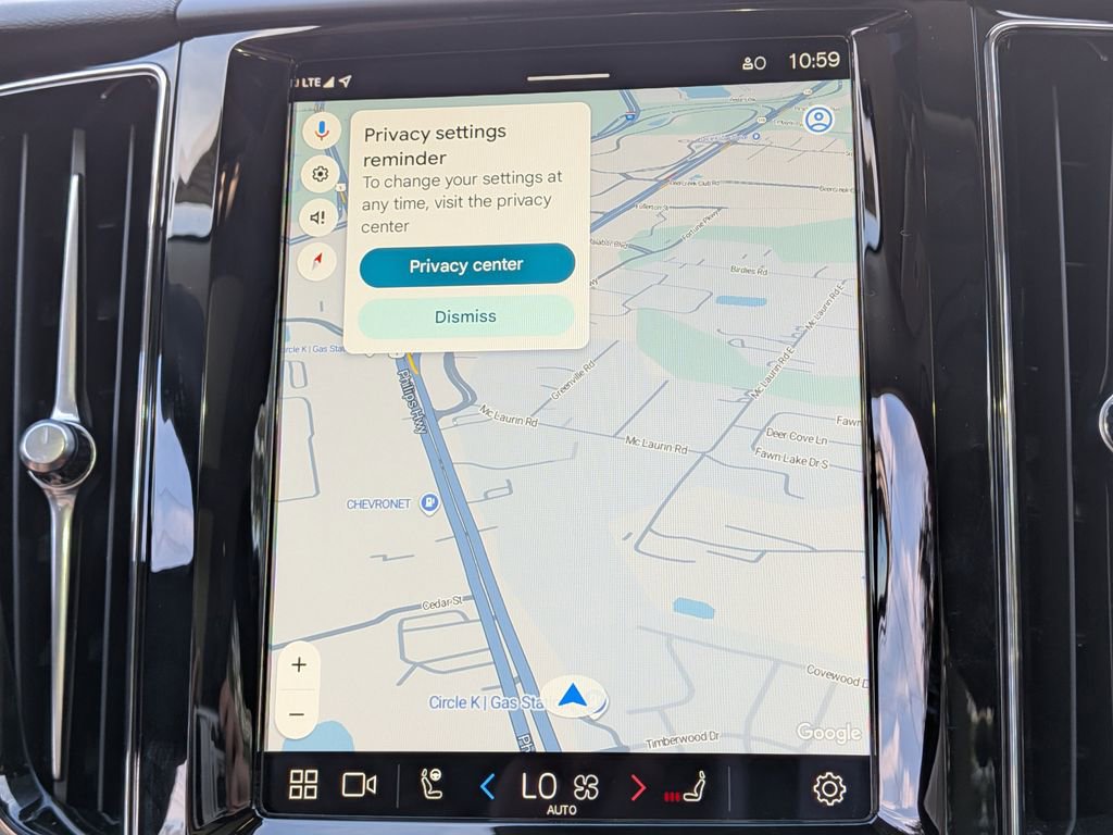 New 2024 Volvo XC60 T8 Plus w/ Protection Package Premier image 26