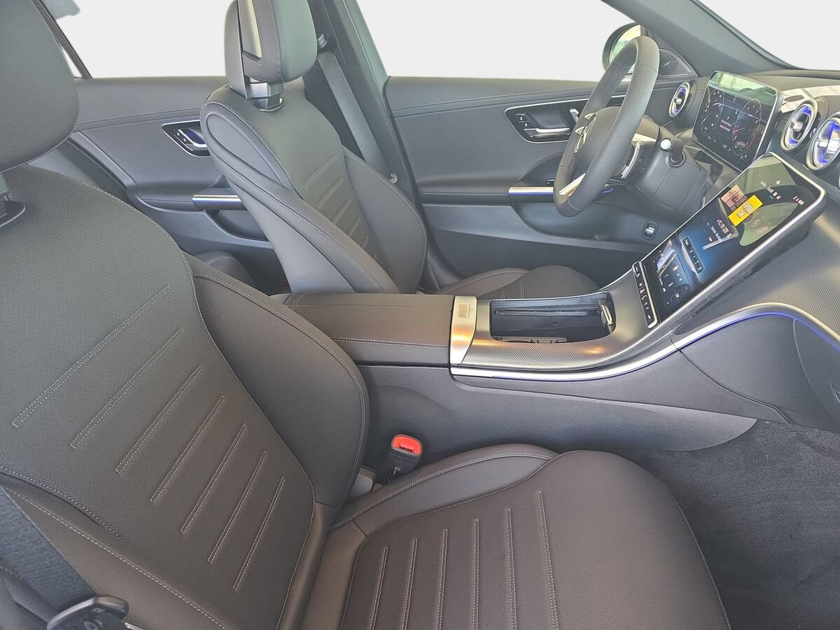 New 2026 Mercedes-Benz C 300 4MATIC Sedan image 10