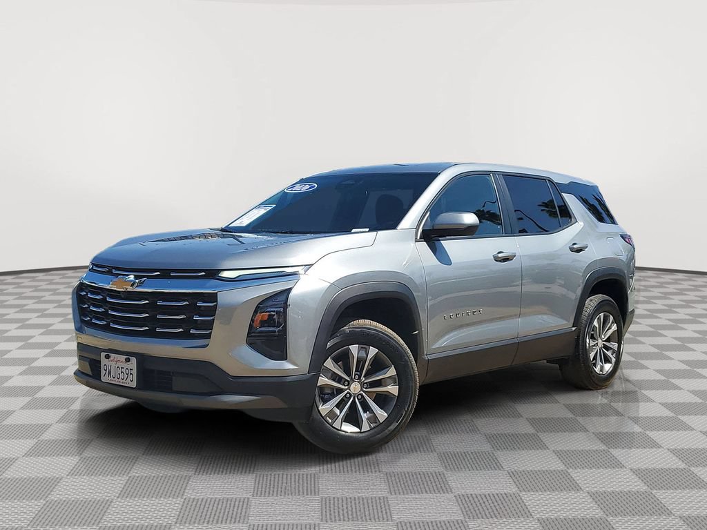 Used 2026 Chevrolet Equinox LT FWD image 2