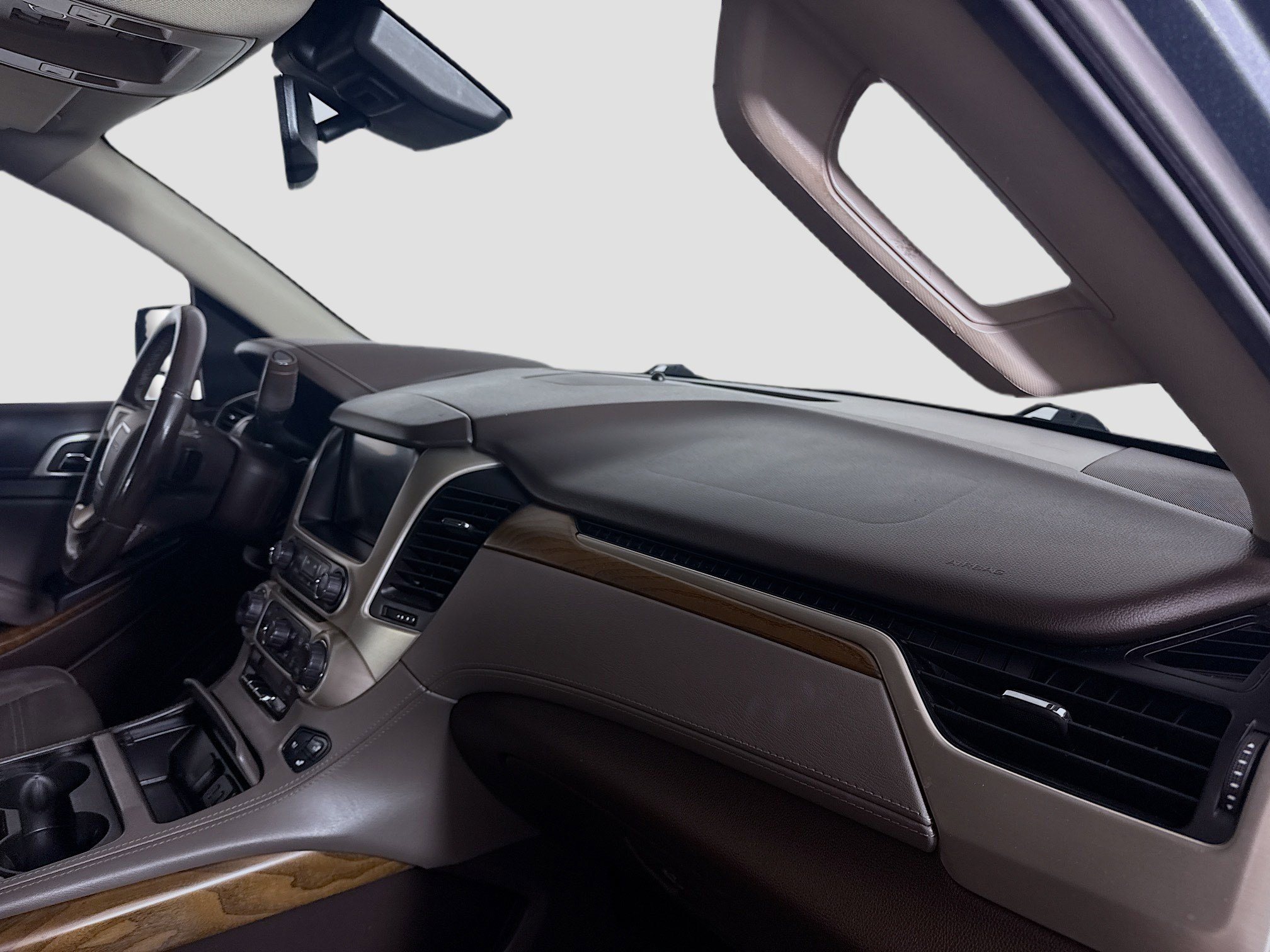 Used 2020 GMC Yukon Denali w/ Enhanced Security Package image 30