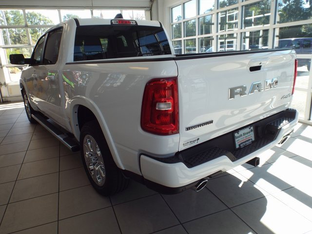 New 2026 RAM 1500 4x4 Crew Cab image 6