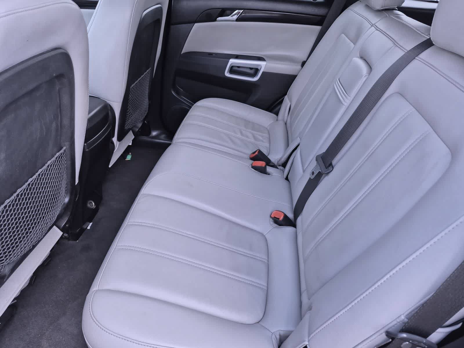 Used 2013 Chevrolet Captiva Sport LTZ FWD image 20