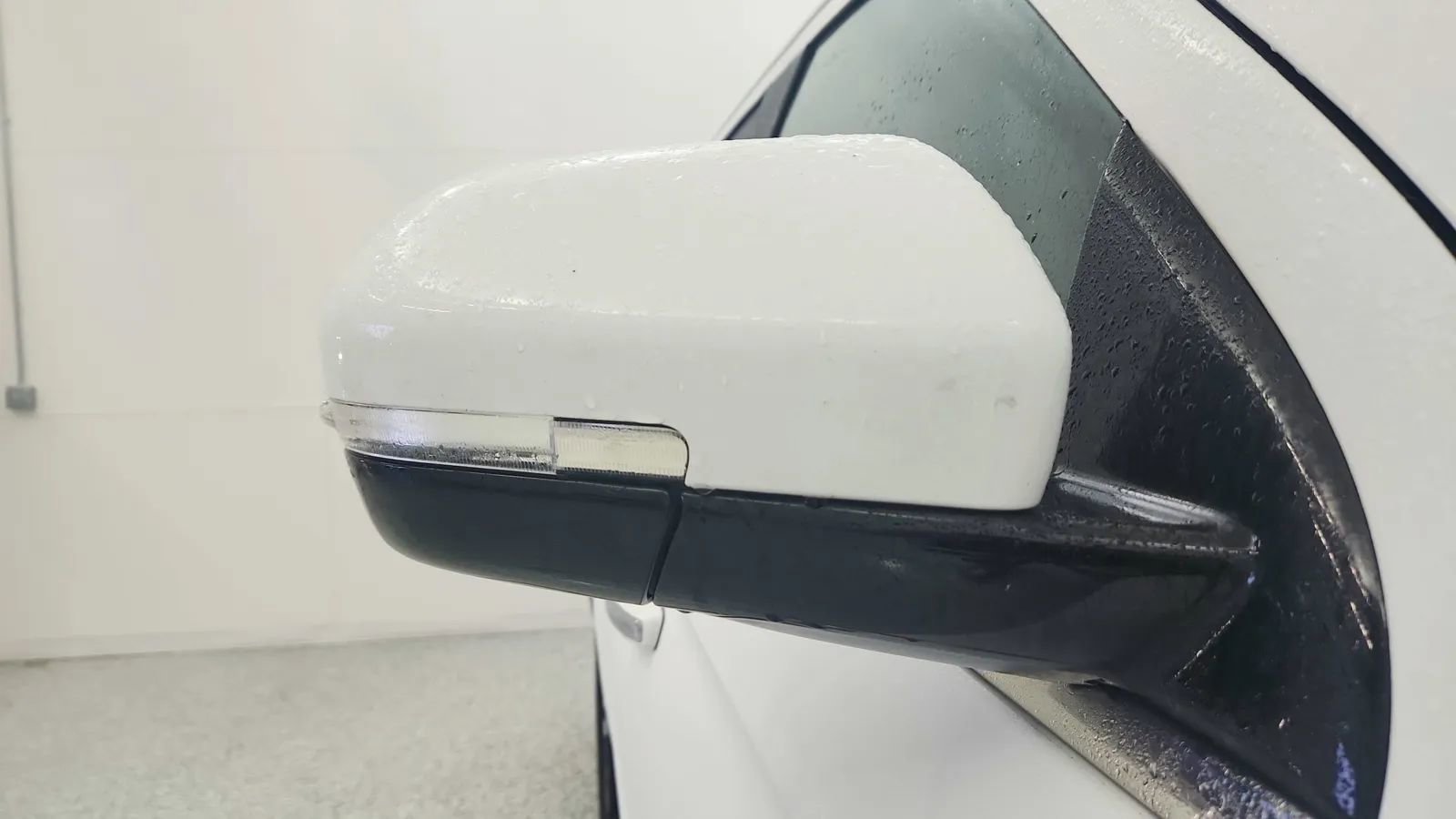 Used 2024 Ford Expedition Limited image 18