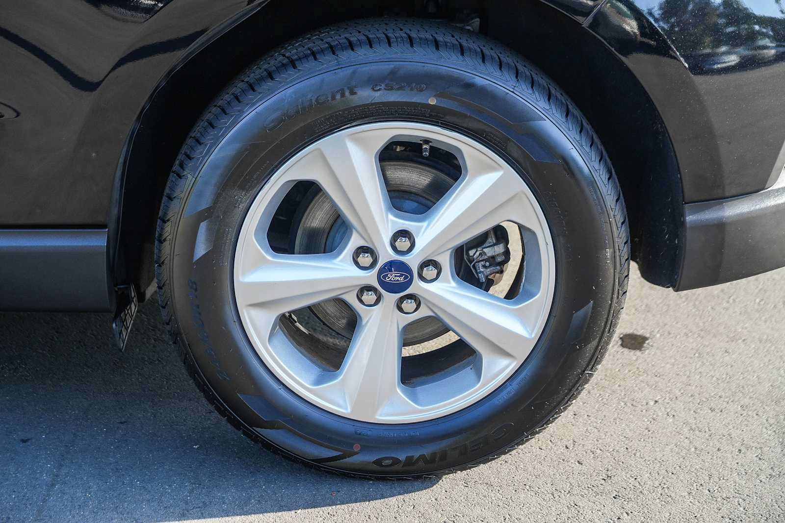 Used 2020 Ford Edge SE w/ Cargo Accessory Package AWD/4WD image 10
