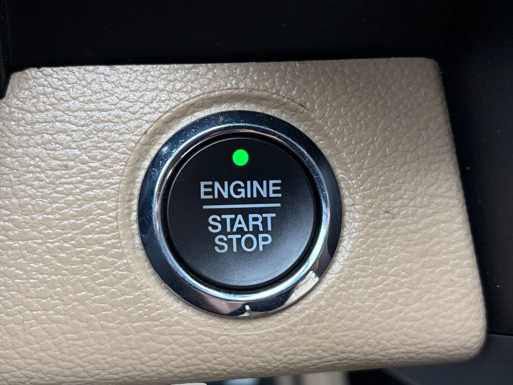 Used 2021 Ford F350 Lariat w/ Lariat Ultimate Package AWD/4WD image 27