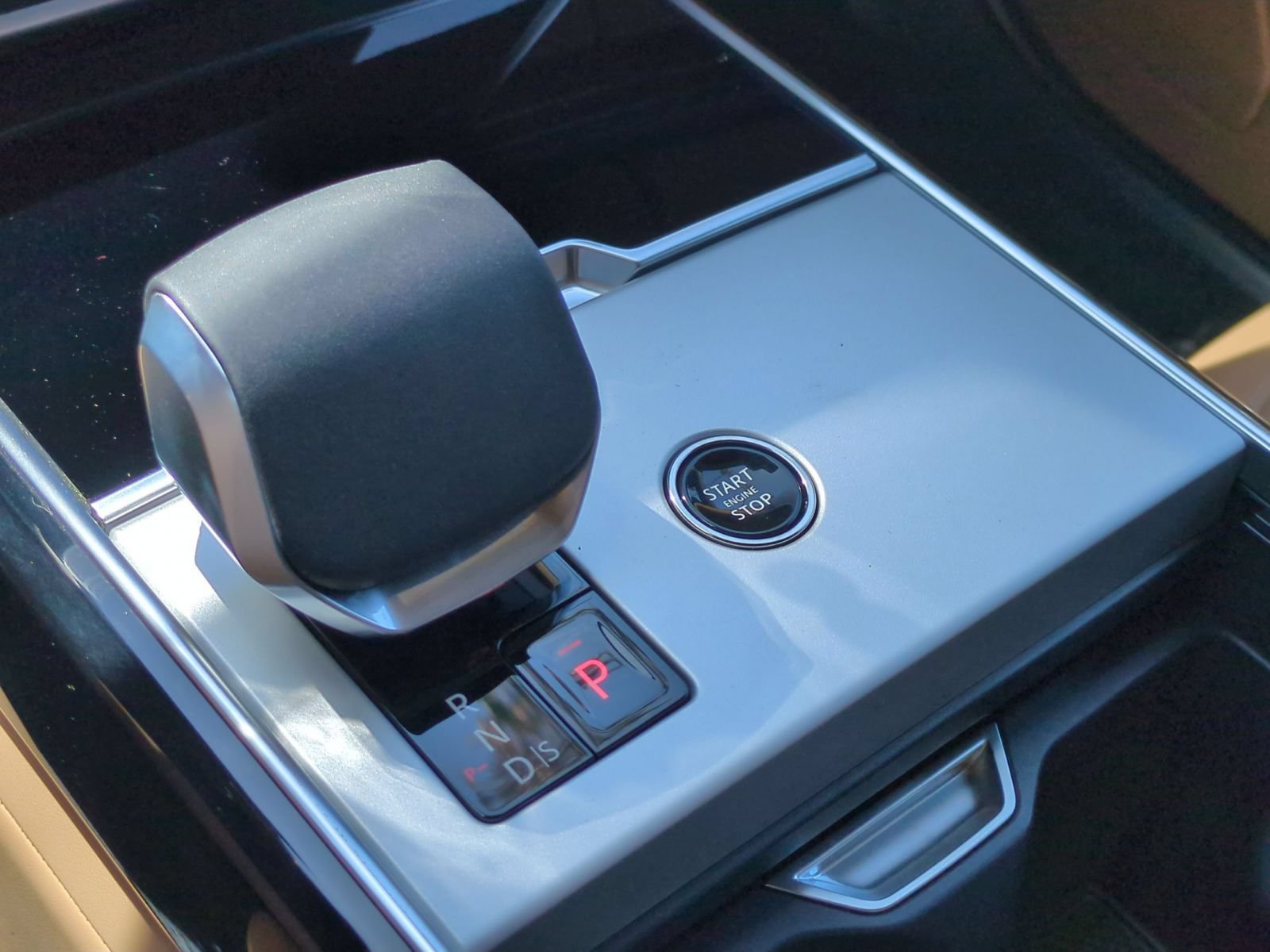 New 2026 Land Rover Range Rover SE AWD/4WD image 21