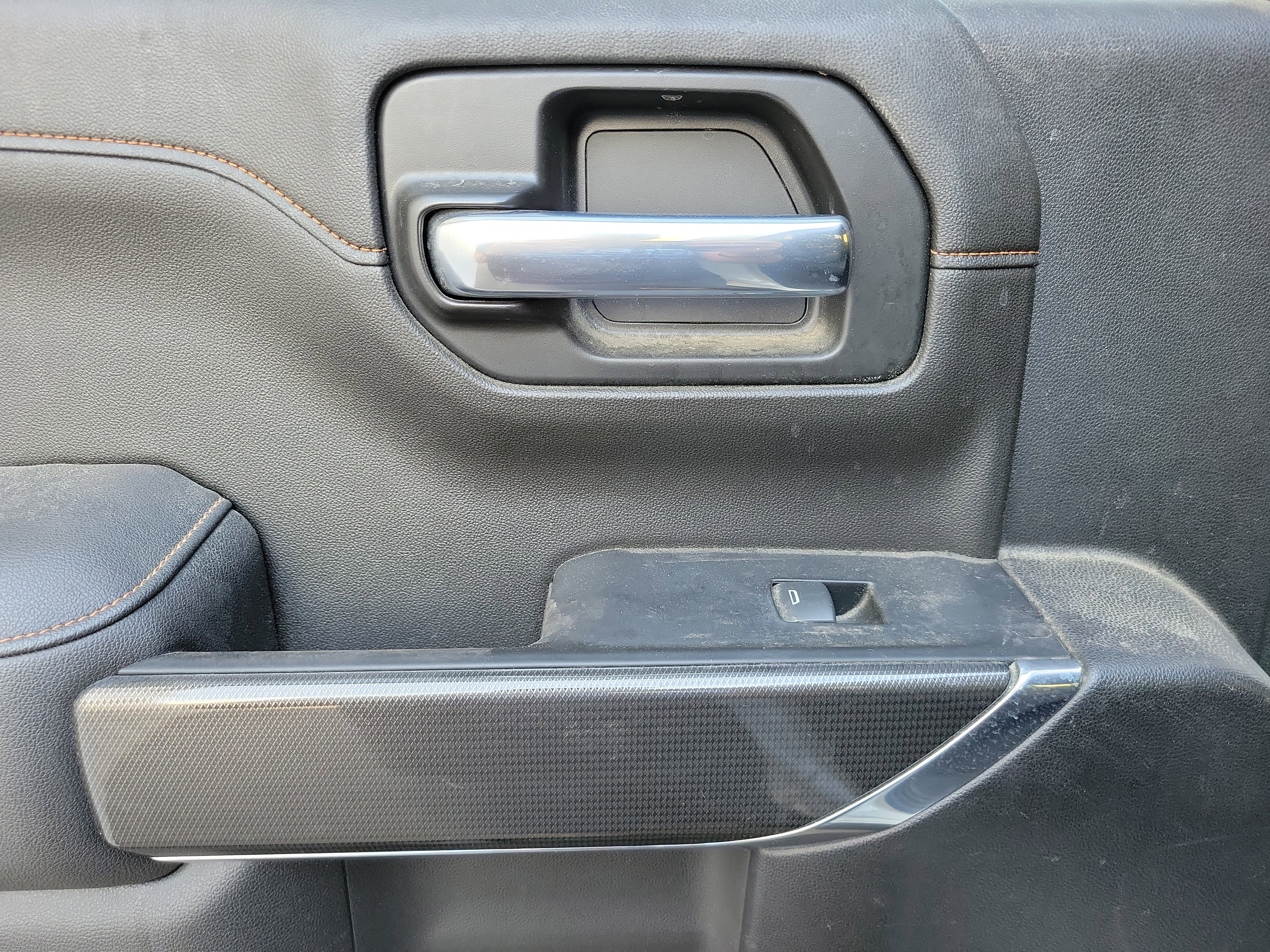 Used 2022 GMC Sierra 1500 AT4 w/ AT4 Premium Package image 25