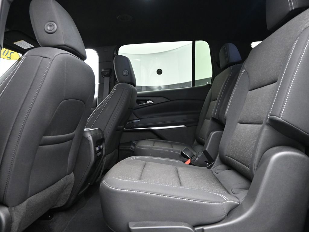 Certified 2025 Chevrolet Traverse LT image 13